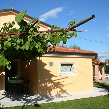 Vakantiehuis Damjanic House